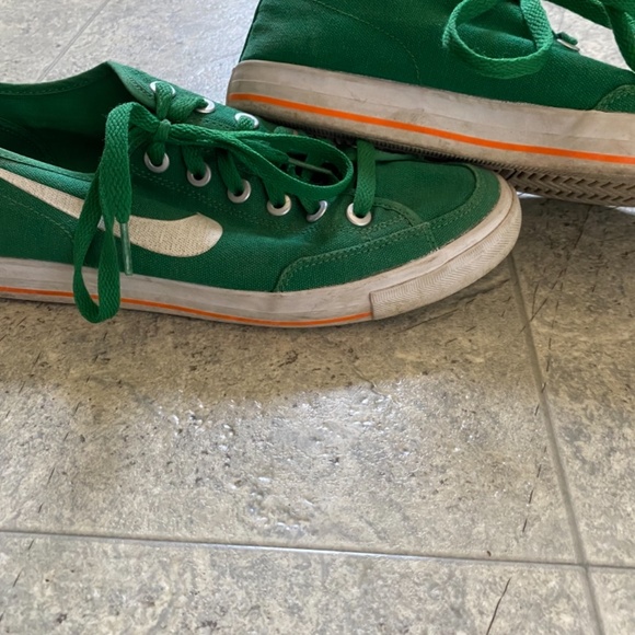 Nike Sneakers - Picture 2 of 5